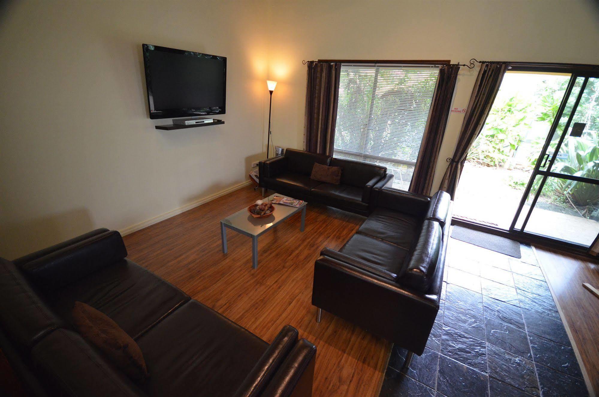 Cumberland Resort & Spa Burnt Pine Extérieur photo